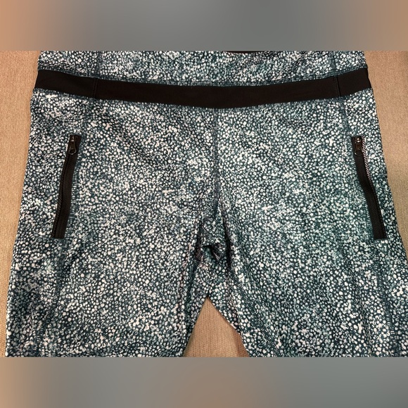 LULULEMON INSPIRE TIGHT II - Picture 13 of 13